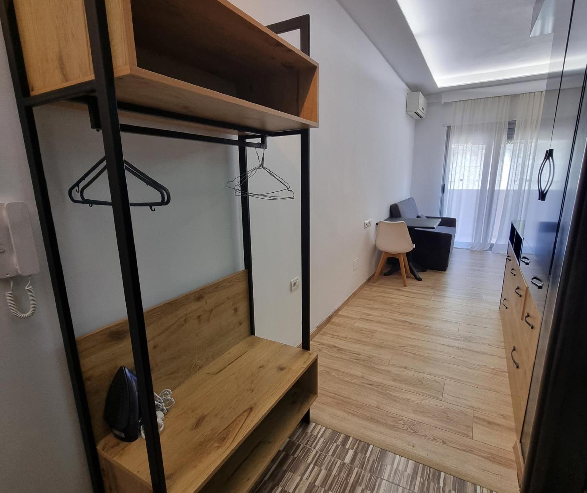 Teo'S Deluxe Studios Vlore Luaran gambar